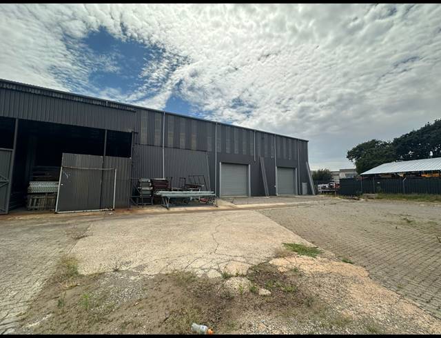 14,150M² WAREHOUSE TO LET IN TUNNEY